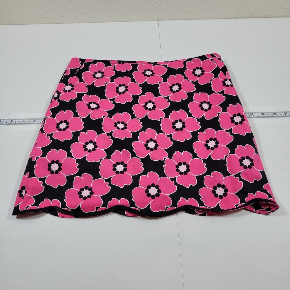 NWOT Golftini Wanderlust Golf Skort Womens 2 Pink Black Floral Scalloped